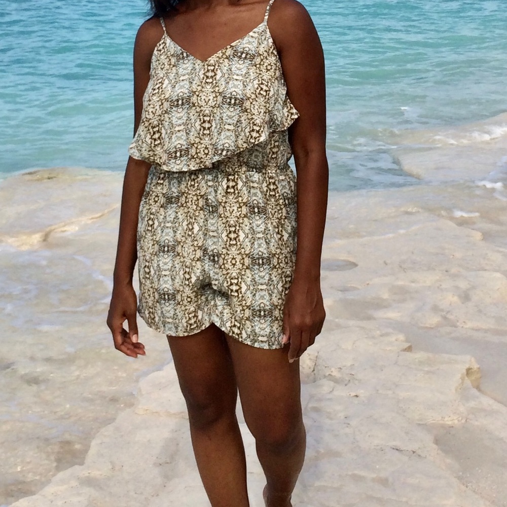Sleeveless Romper with Pockets